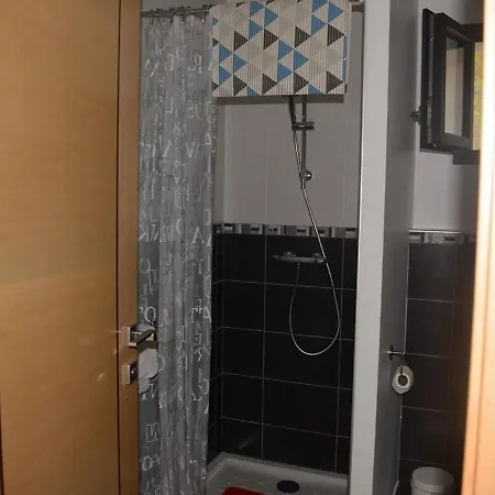 Climatisee 3 Avec Piscine Privee, Proche Centre-ville De - Fr-1-382-96 Holiday home Ruoms